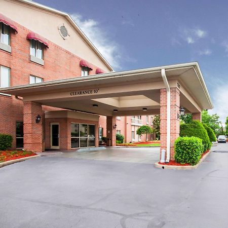 Quality Inn & Suites Germantown North Exterior foto